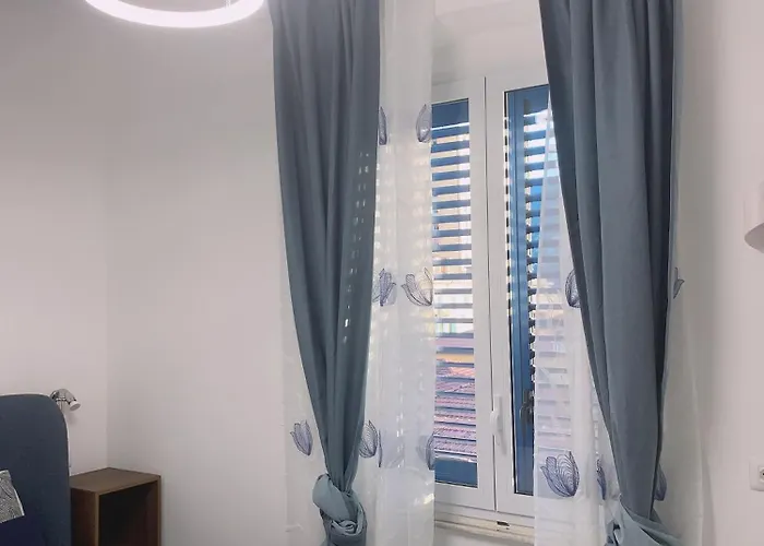 98 House Séjour chez l'habitant La Spezia